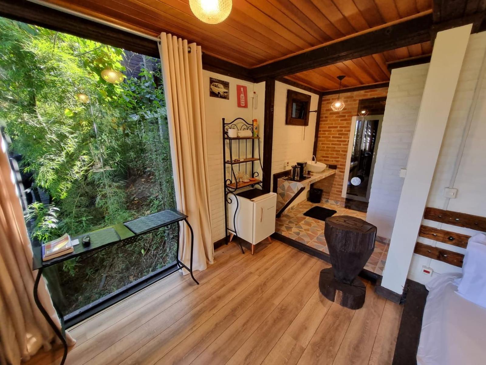 Отель Casa Container 80 Кампус-ду-Жордау Номер фото